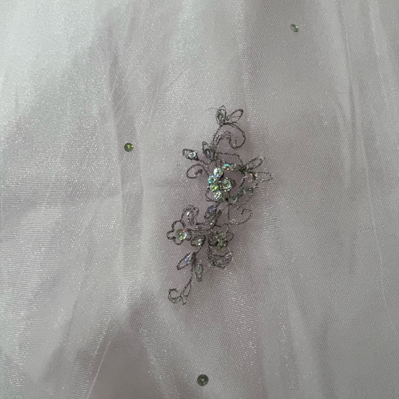 Lavender colored prom dress - Picture 5 of 5